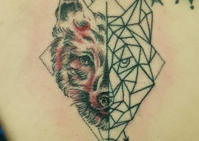 grey_wolf_geometry_tattoo